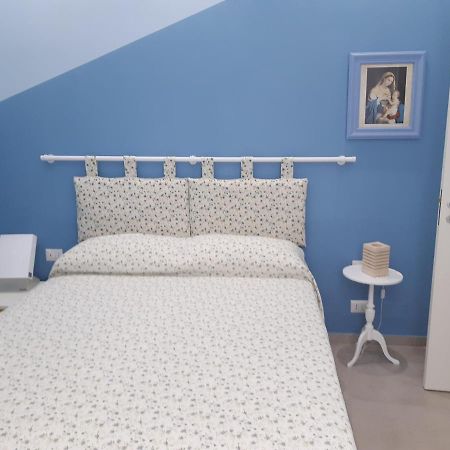 Casa Vacanze Rosa อาชิเตรซซา ภายนอก รูปภาพ