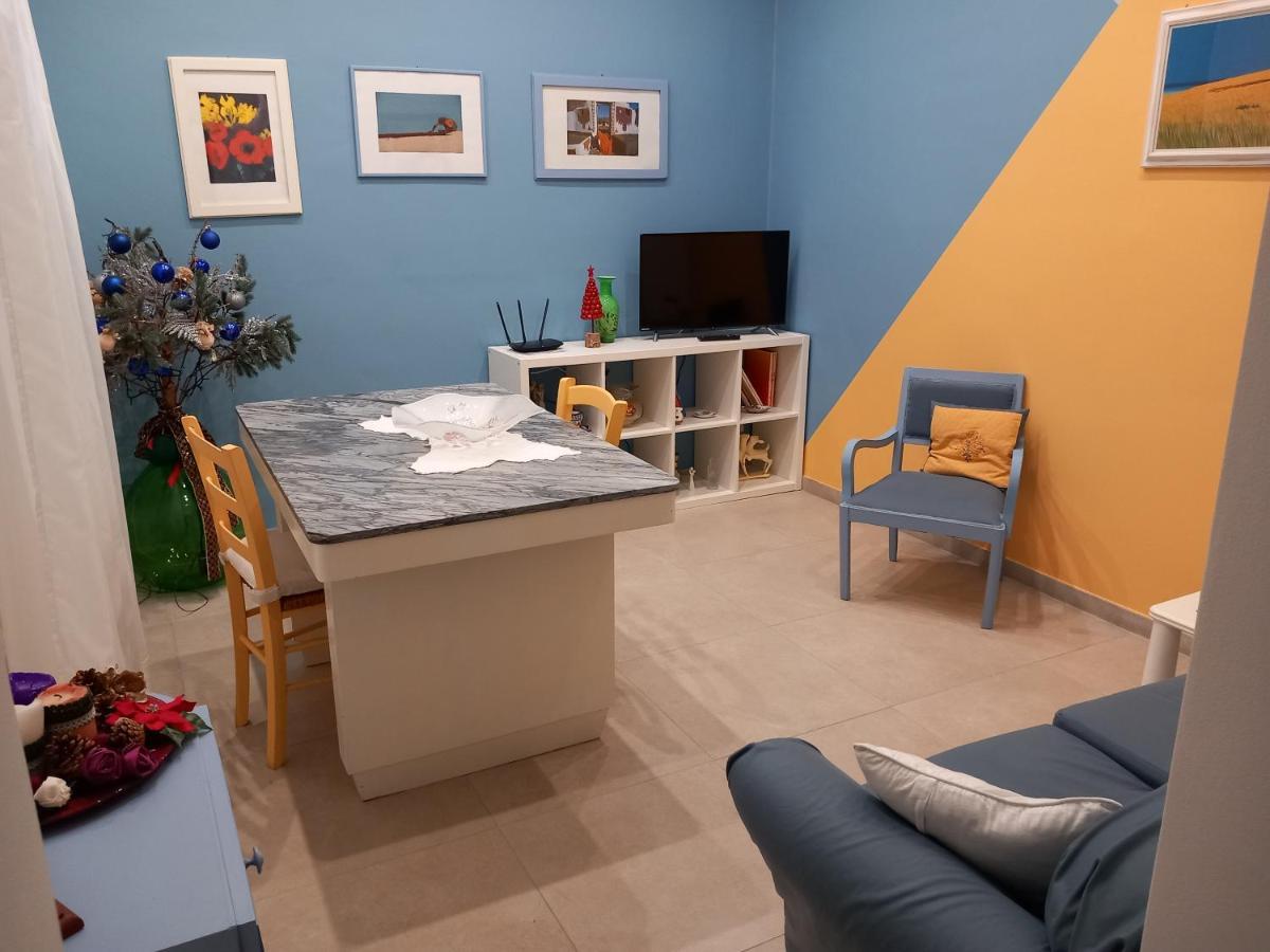 Casa Vacanze Rosa อาชิเตรซซา ภายนอก รูปภาพ